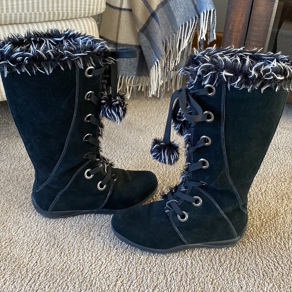 Suede boots - Picture 3 of 9